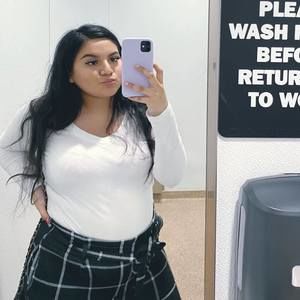 Meet your Posher, Marlen